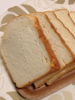 我が家のシンプル食パン-レシピのメイン写真