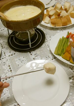 チーズフォンデュ-レシピのメイン写真