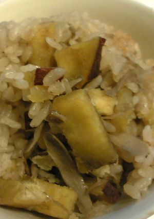 旨い！さつま芋とごぼうの炊き込みご飯-レシピのメイン写真