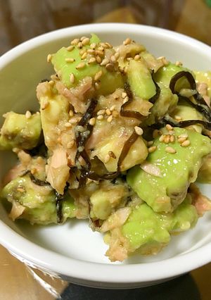 ★簡単★アボカド、ツナの塩昆布和え-レシピのメイン写真