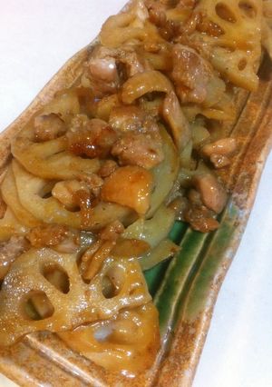 レンコンと鳥肉や鶏皮60gで甘辛おつまみ-レシピのメイン写真
