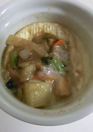 とろけるカマンベールのグリーンカレー-レシピのメイン写真