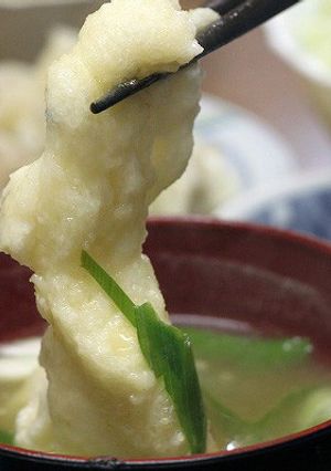 ﾁｮｲ揚げ！加賀丸芋の風味香るお味噌汁-レシピのメイン写真