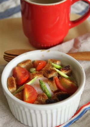 半熟卵とカレートーストのココットカマン-レシピのメイン写真