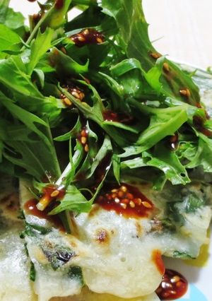 ニラのチヂミ～水菜のせサラダ風～-レシピのメイン写真