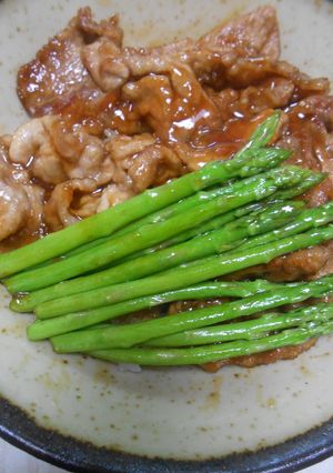豚小間切れ肉の照り焼き丼ミニアスパラ添え-レシピのメイン写真
