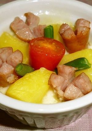 ウインナーとじゃが芋ココットカマン-レシピのメイン写真