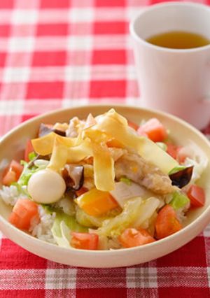 カリカリトッピングの野菜たっぷり中華丼-レシピのメイン写真