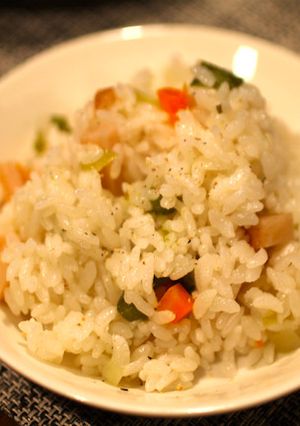 鶏皮deダシ野菜たっぷり洋風炊き込みご飯-レシピのメイン写真