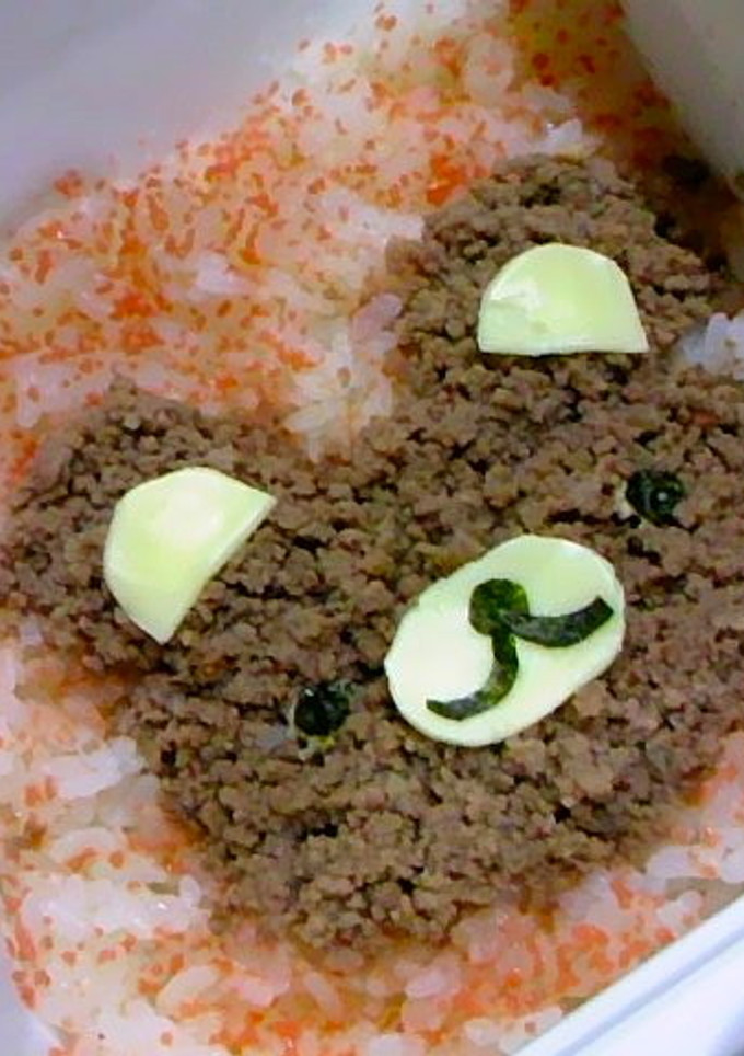 簡単！肉そぼろでクマちゃん弁当★-レシピのメイン写真