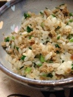 超簡単♡ニラと挽き肉の餃子風炒飯-レシピのメイン写真