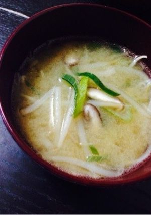 もやしとネギで簡単満腹お味噌汁＊-レシピのメイン写真