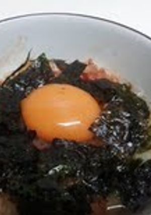 手軽にガッツリ、キム玉丼-レシピのメイン写真