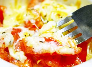 簡単にイタリアン！完熟トマトのチーズ焼き-レシピのメイン写真
