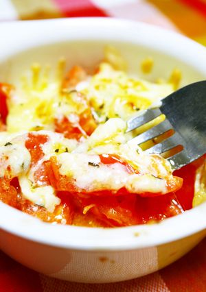 簡単にイタリアン！完熟トマトのチーズ焼き-レシピのメイン写真