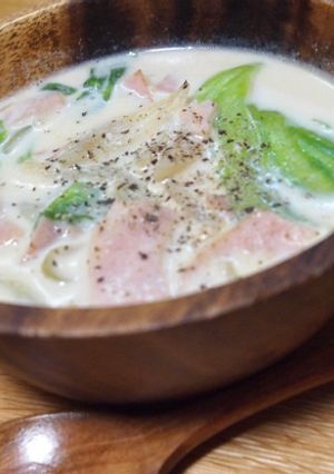 夜の夢活♡ミルクとレタスのほっとスープ♪-レシピのメイン写真