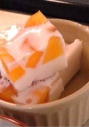 ビタミンたっぷり柿の牛乳寒天♡-レシピのメイン写真