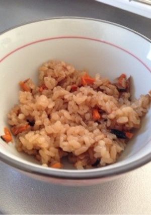 簡単でシンプル！美味しい炊き込みご飯。-レシピのメイン写真