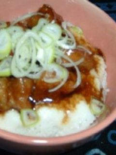とろろのせ甘辛鶏照り丼!-レシピのメイン写真