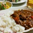 肉の旨味たっぷり牛すじカレー