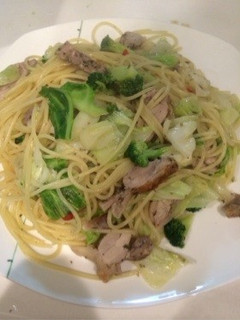 ハーブ漬チキンとキャベツのパスタ-レシピのメイン写真
