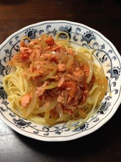 鮭とトマトのお手軽パスタ-レシピのメイン写真