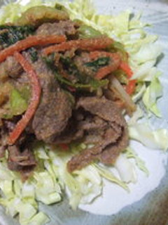 牛肉のごまピリカラ炒め-レシピのメイン写真