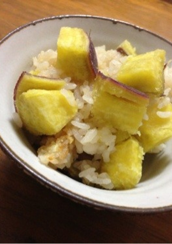 サツマイモたっぷりご飯☆白だしで☆-レシピのメイン写真