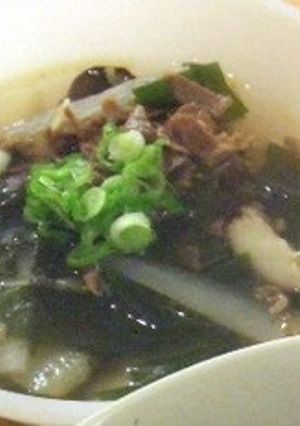 韓国風にんにくわかめスープ-レシピのメイン写真