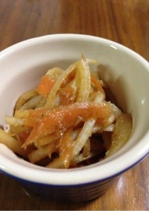 後引くほろ苦さ☆大根の皮のキンピラ☆-レシピのメイン写真