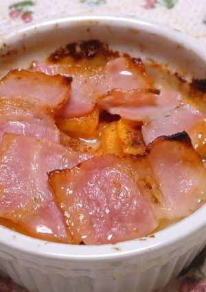 柿&ベーコン&シナモンのココットカマン♬-レシピのメイン写真