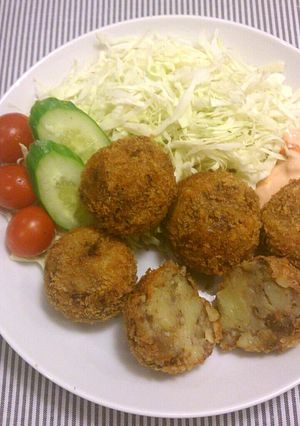 すじ肉じゃがのコロッケ(リメイク)-レシピのメイン写真