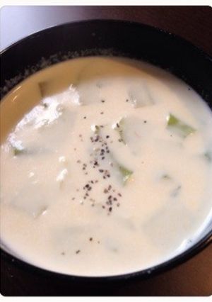 クリームスープ@ブロッコリーの芯-レシピのメイン写真