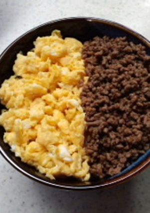 そぼろ丼-レシピのメイン写真