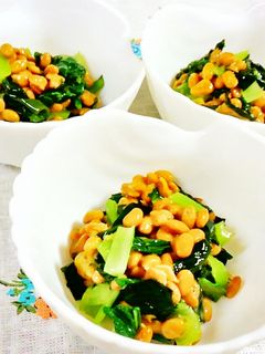小松菜とわかめの納豆あえ♪-レシピのメイン写真