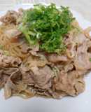 牛バラ切り落とし肉としらたきの炒め煮
