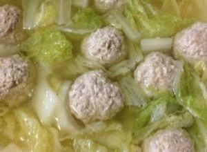 鶏がらスープの素で白菜と鶏つくねのスープ-レシピのメイン写真