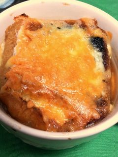 じっくりこっくりオニオンスープ-レシピのメイン写真