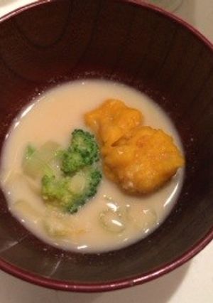 胃に優しい☆かぼちゃ団子の牛乳味噌汁-レシピのメイン写真