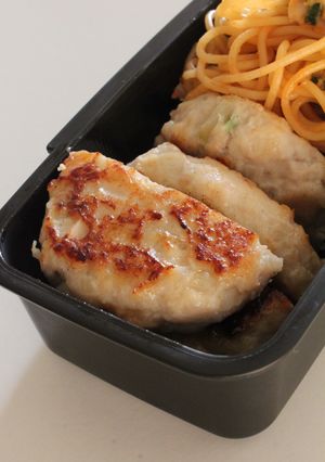 鶏ミンチ＋塩麹deれんこんハンバーグ-レシピのメイン写真