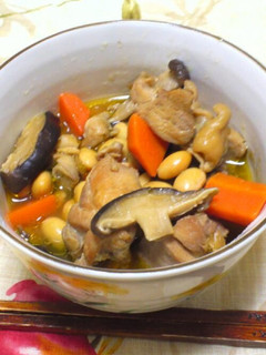 美味、美味♪鶏肉と大豆の煮物-レシピのメイン写真
