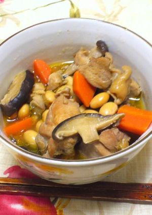 美味、美味♪鶏肉と大豆の煮物-レシピのメイン写真