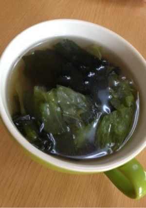 簡単！あったかレタスとわかめのスープ♪-レシピのメイン写真