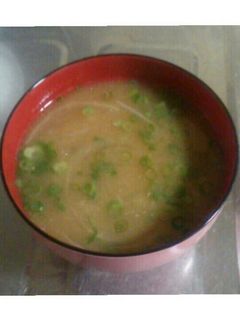 じゃがいもと玉ねぎの味噌汁-レシピのメイン写真