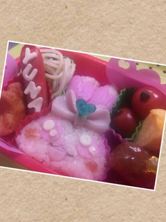 ドキドキプリキュアシャルルキャラ弁-レシピのメイン写真