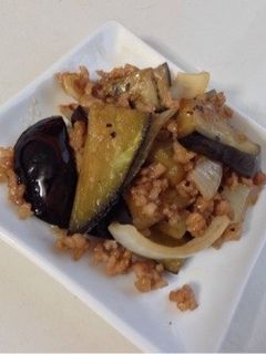 簡単!お弁当に茄子と玉ねぎのそぼろ炒め☆-レシピのメイン写真