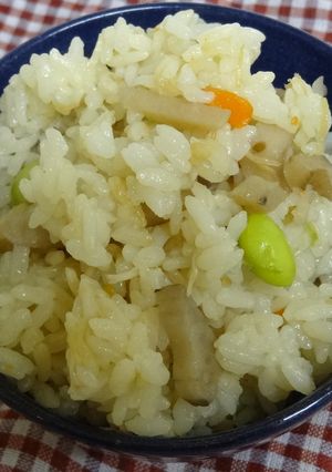レンコンとホタテの中華風炊き込みご飯-レシピのメイン写真