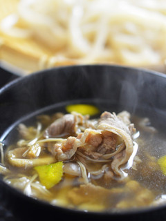 簡単!冷凍うどんで牛ときのこの汁つけ麺-レシピのメイン写真