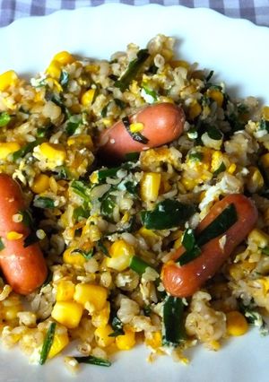 炊飯押し麦のチャーハン，ウインナとコーン-レシピのメイン写真