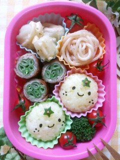 みかんツインズのおにぎりキャラ弁♪-レシピのメイン写真